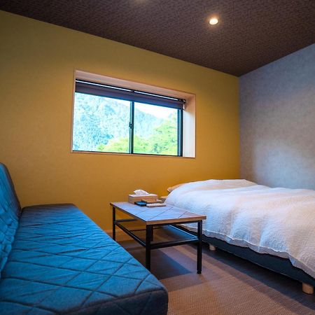 Locomotion Coffee And Bed ทาเตยามะ ภายนอก รูปภาพ