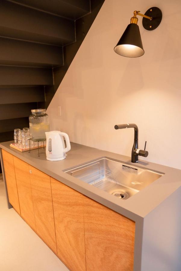 Locomotion Coffee And Bed ทาเตยามะ ภายนอก รูปภาพ